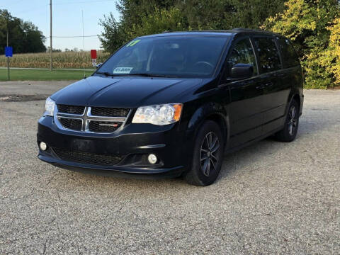 2017 Dodge Grand Caravan for sale at BUCKEYE DAILY DEALS in Lancaster OH
