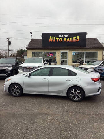 2019 Kia Forte for sale at BANK AUTO SALES in Wayne MI