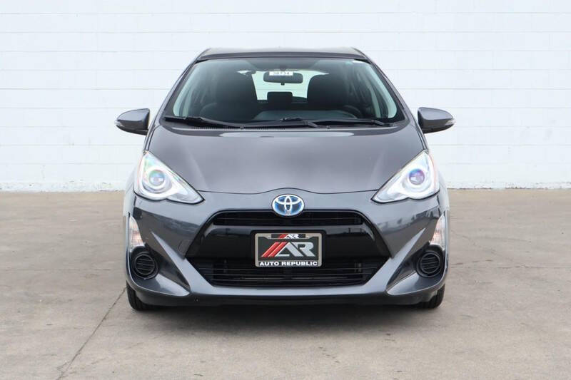 2015 Toyota Prius c Three