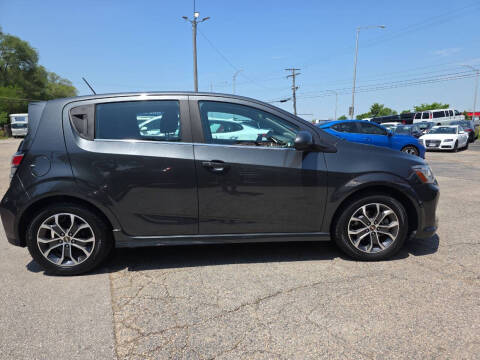 2017 Chevrolet Sonic LT Auto