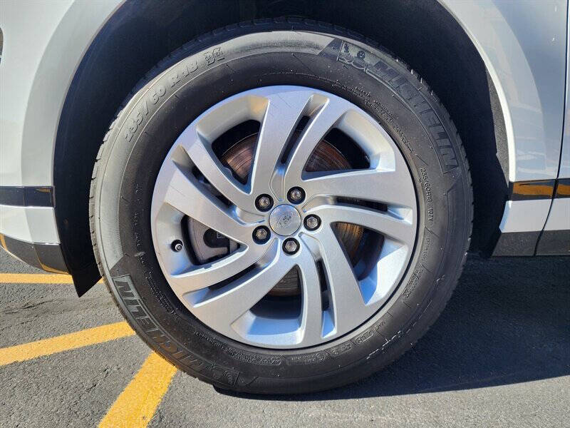 2023 Land Rover Range Rover Evoque P250 R-Dynamic S