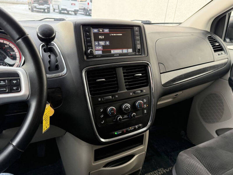 2017 Dodge Grand Caravan SE