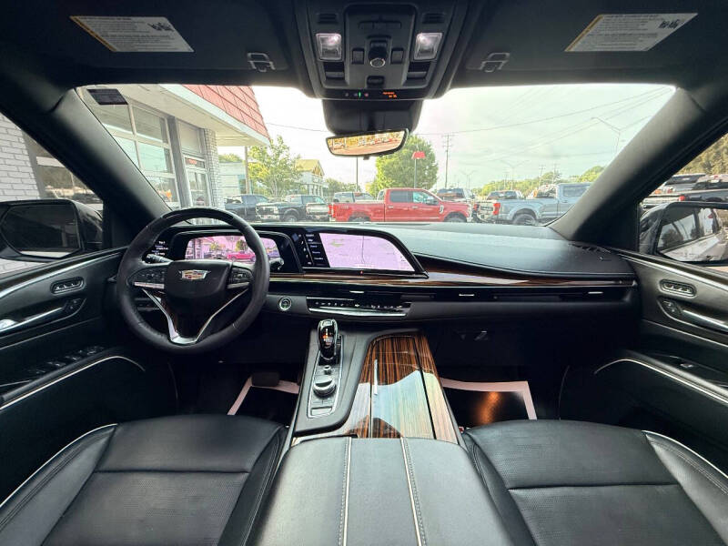 2023 Cadillac Escalade Premium Luxury