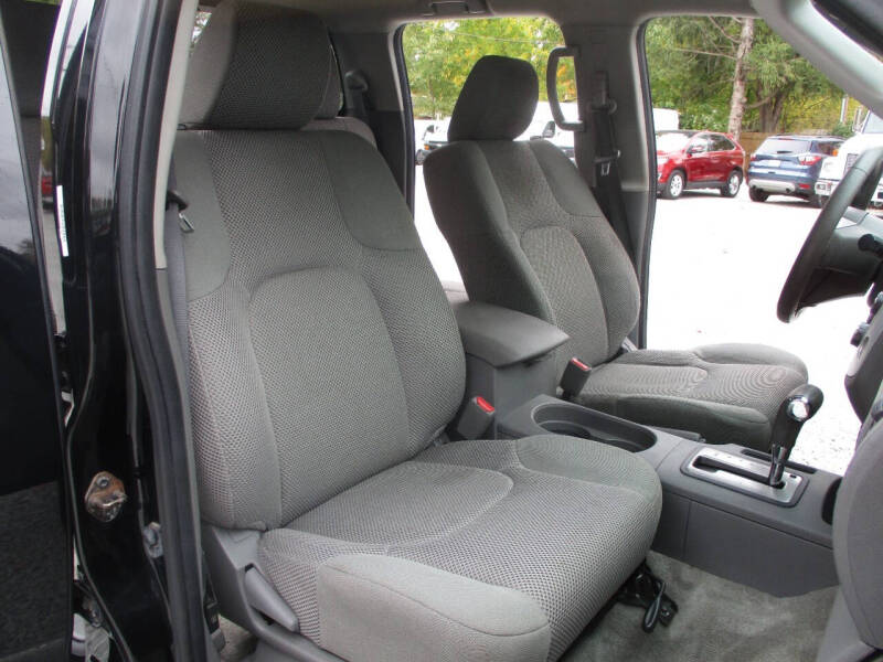 2016 Nissan Frontier SV