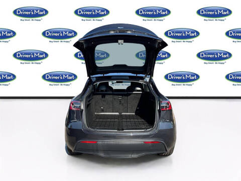 2025 Tesla Model Y Long Range