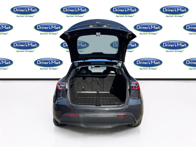 2025 Tesla Model Y Long Range