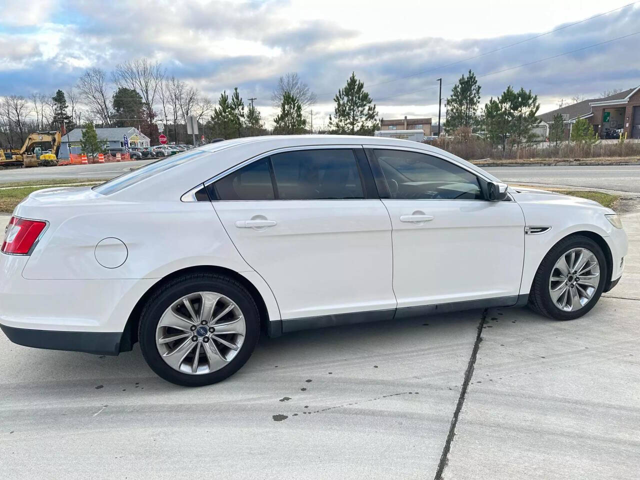 2011 Ford Taurus for sale at 63 Auto Inc in Spotsylvania, VA