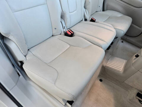 2016 Volvo XC90 T8 eAWD Momentum