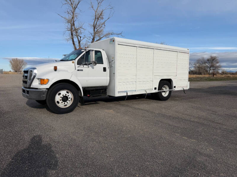 2006 Ford F-650's photo