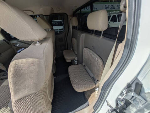 2017 Nissan Frontier SV V6