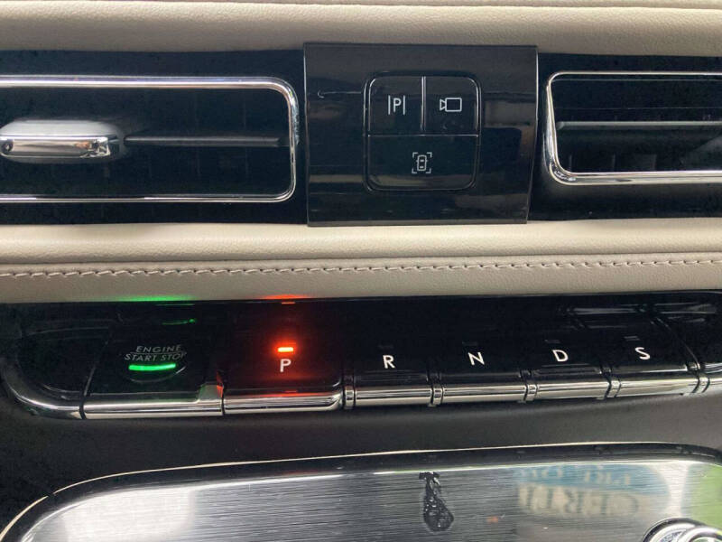 2022 Lincoln Nautilus Standard