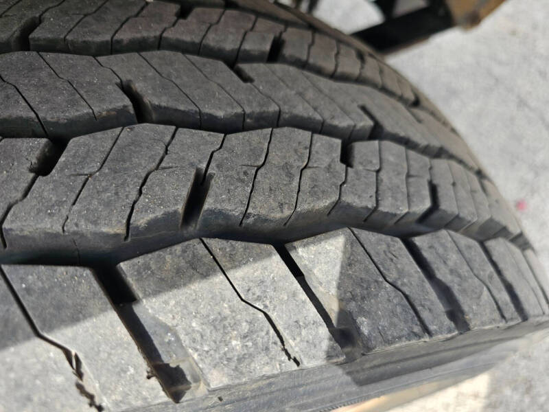 2016 Ford Stripped Chassis