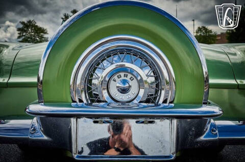 1956 Ford Thunderbird