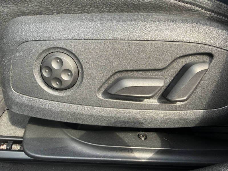 2017 Audi A4 2.0T quattro Premium