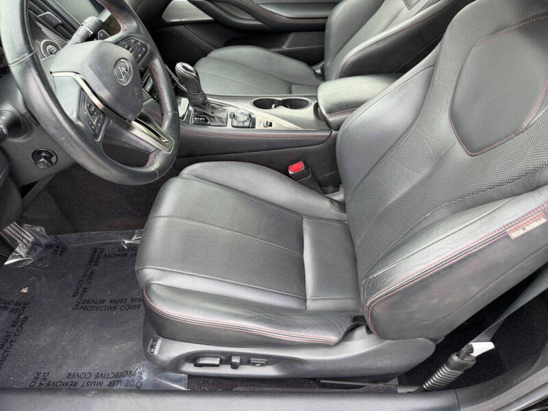 2022 Infiniti Q60 Red Sport 400