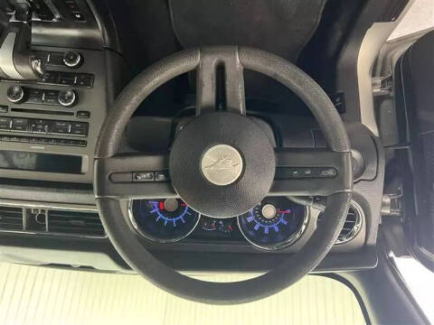 2010 Ford Mustang V6