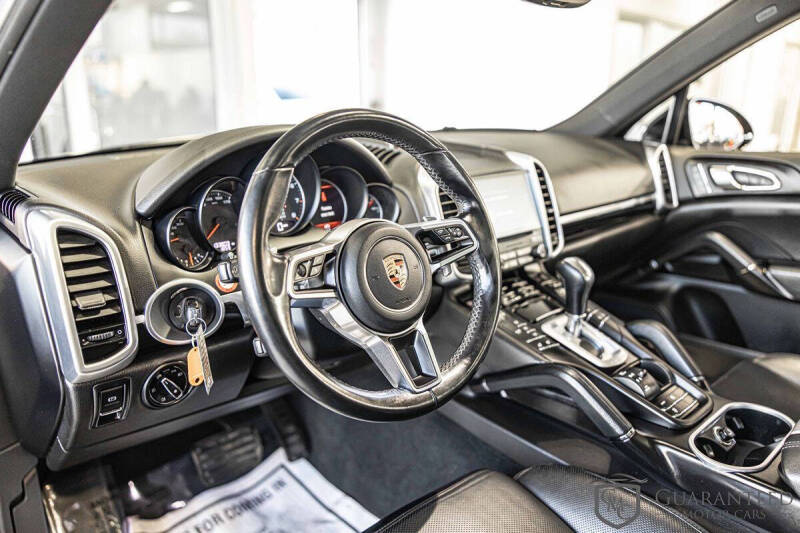 2017 Porsche Cayenne