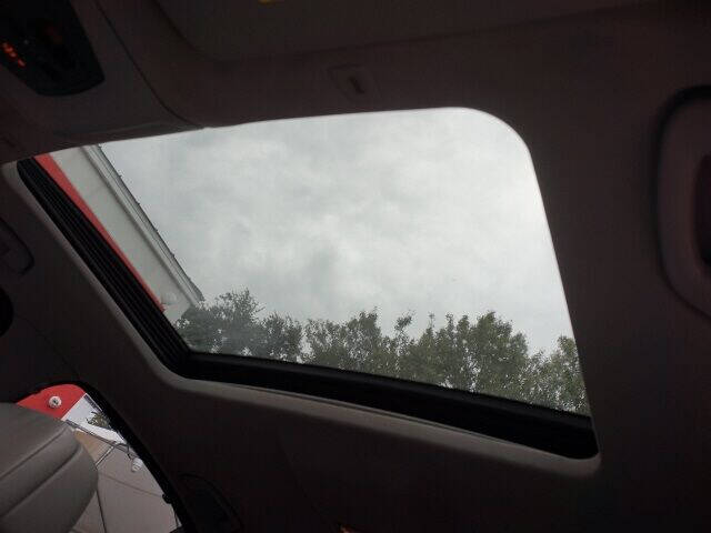 2011 BMW 5 Series 528i