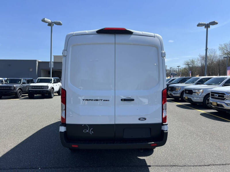 2026 Ford Transit 250