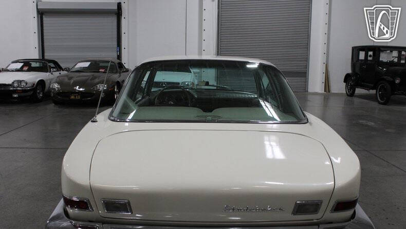 1964 Studebaker Avanti