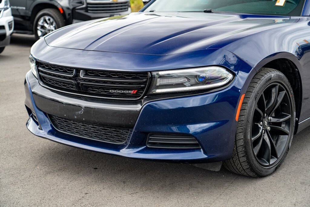 2017 Dodge Charger for sale at Auto Destination in Puyallup, WA