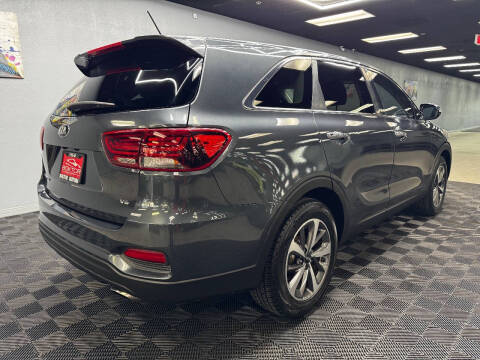 2020 Kia Sorento LX V6