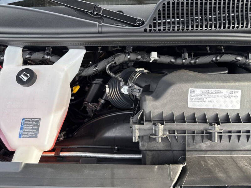 2025 Chevrolet Express 2500