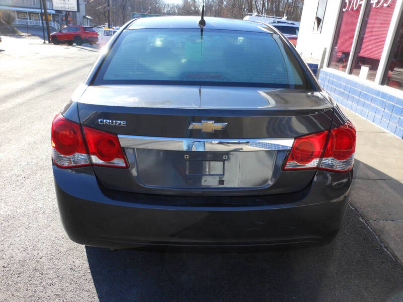 2011 Chevrolet Cruze LS