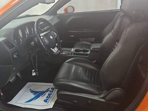 2012 Dodge Challenger SXT Plus