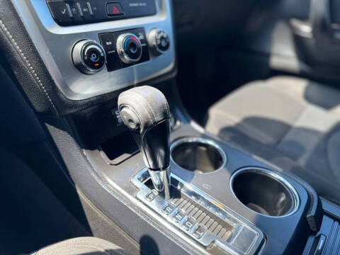 2016 GMC Acadia SLE-1