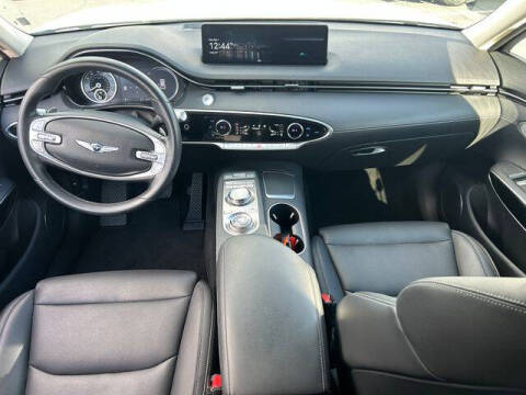 2025 Genesis GV70 2.5T Standard