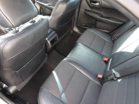 2017 Toyota Camry SE