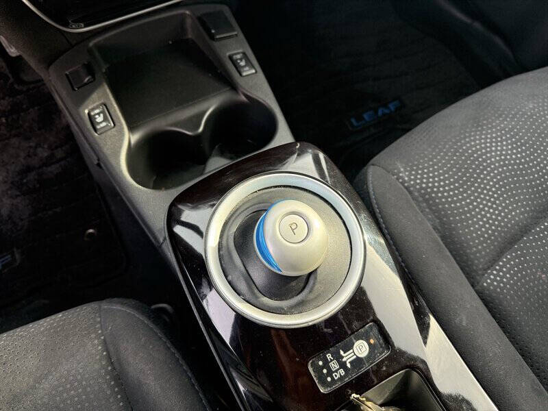 2013 Nissan LEAF SV