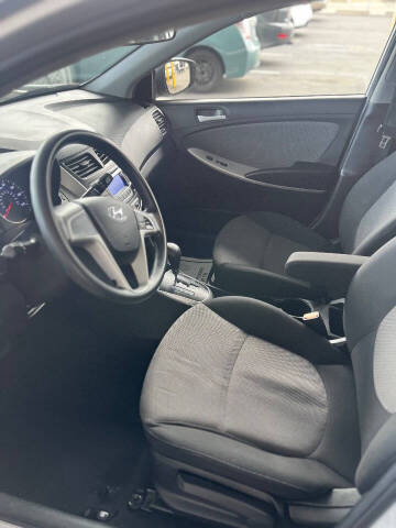 2014 Hyundai Accent GS