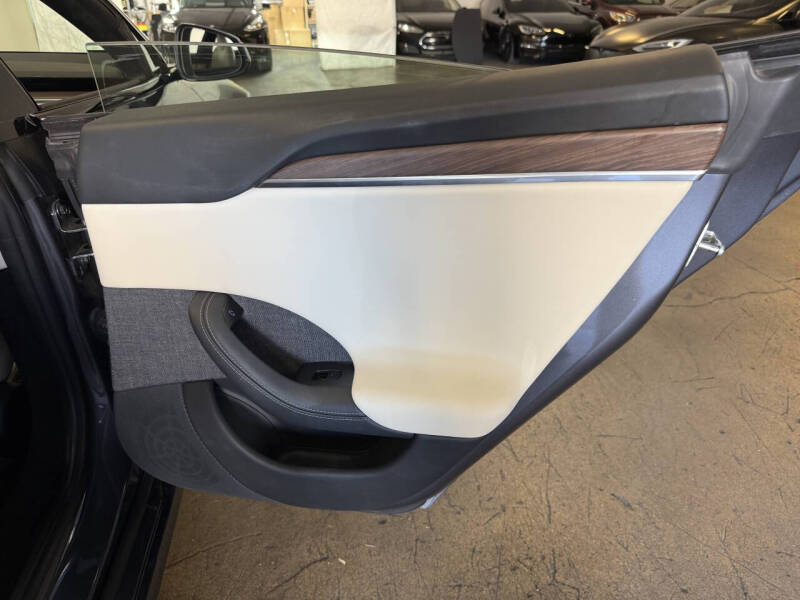 2021 Tesla Model S Long Range