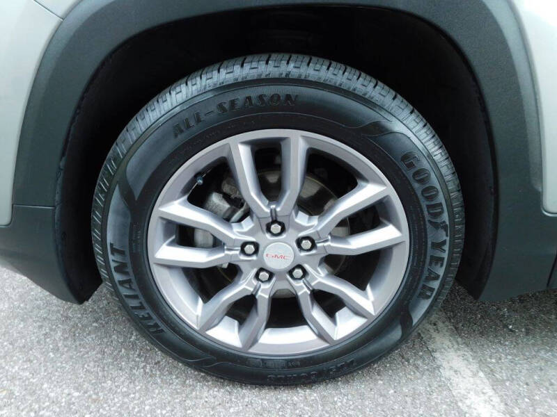 2023 GMC Terrain SLT