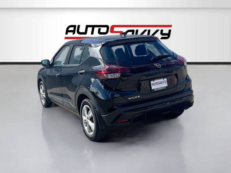2022 Nissan Kicks S