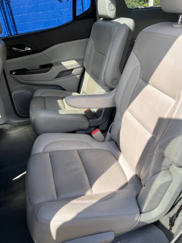 2017 GMC Acadia SLT-1