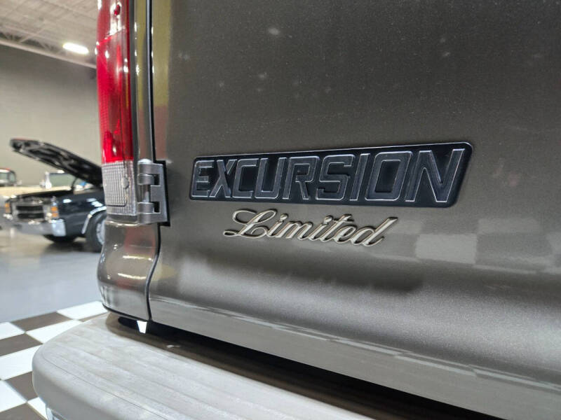 2004 Ford Excursion Limited