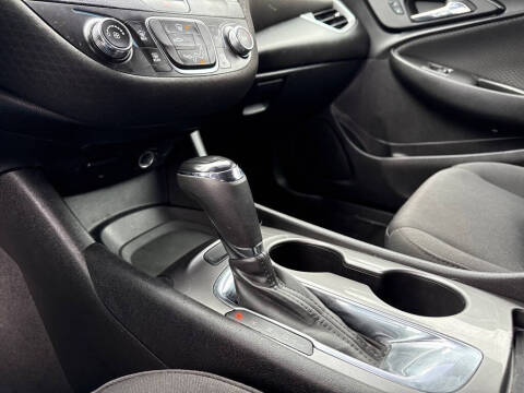 2017 Chevrolet Malibu LS