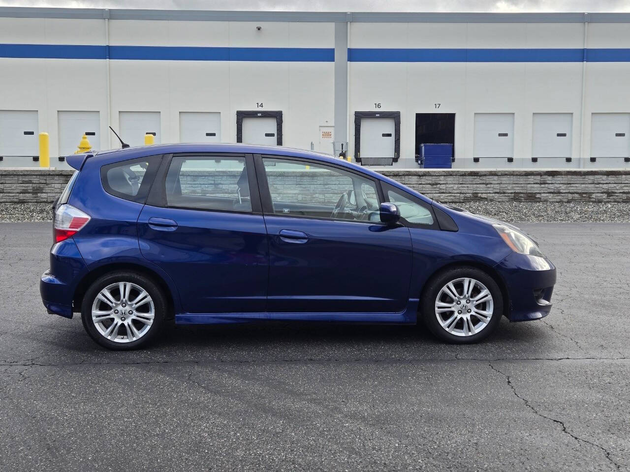 2011 Honda Fit for sale at Alpha Auto Sales in Auburn, WA