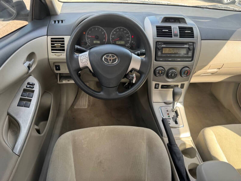 2012 Toyota Corolla LE