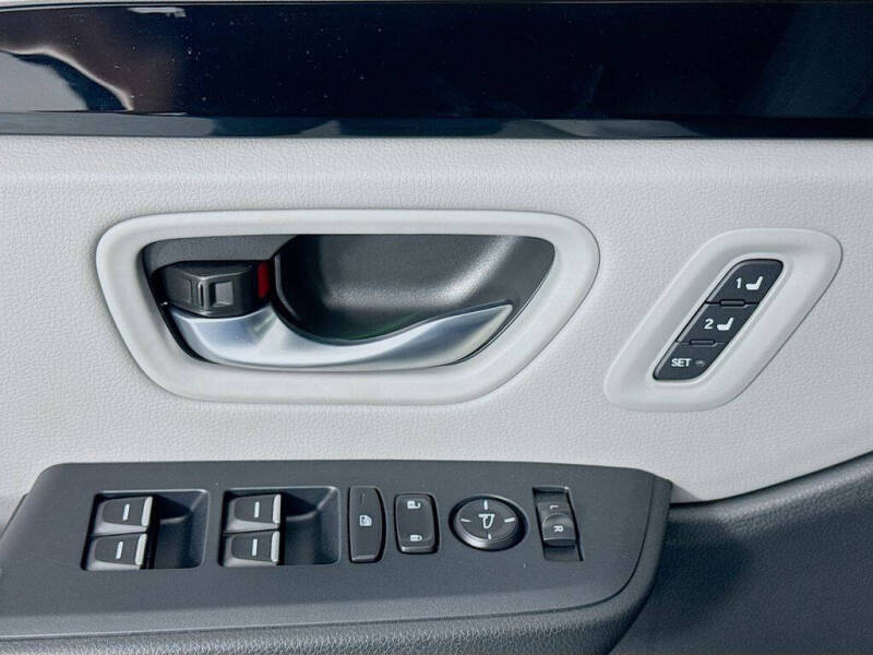 2025 Honda Pilot Touring