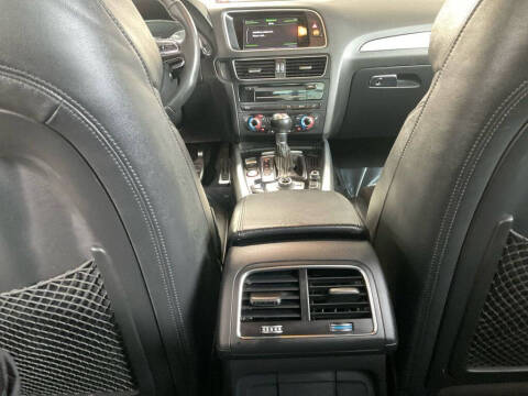 2015 Audi SQ5 3.0T quattro Prestige