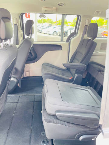 2019 Dodge Grand Caravan SE
