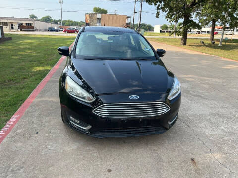 2015 Ford Focus for sale at RP AUTO SALES & LEASING in Arlington TX