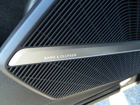 2018 Audi Q5 2.0T quattro Premium Plus