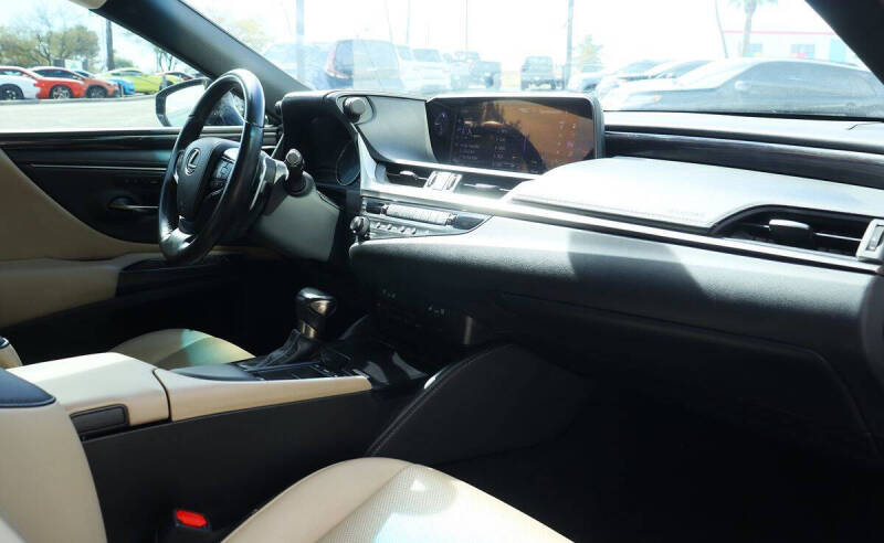 2020 Lexus ES 350