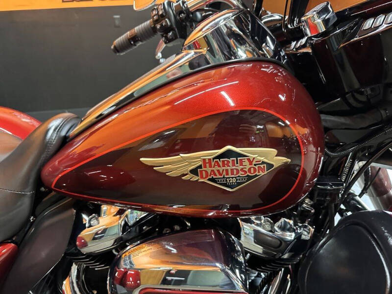 2023 Harley-Davidson FLHTCUTGAN - Tri Glide U