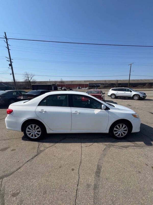 2012 Toyota Corolla LE